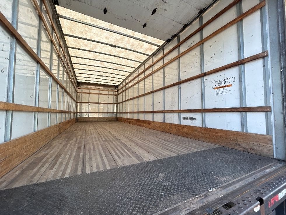 Medium Duty Box Truck-Light and Medium Duty Trucks-International-2021-MV607-Phoenix-AZ-210,225\n\t\tmiles-$ 40,750 - Image 10