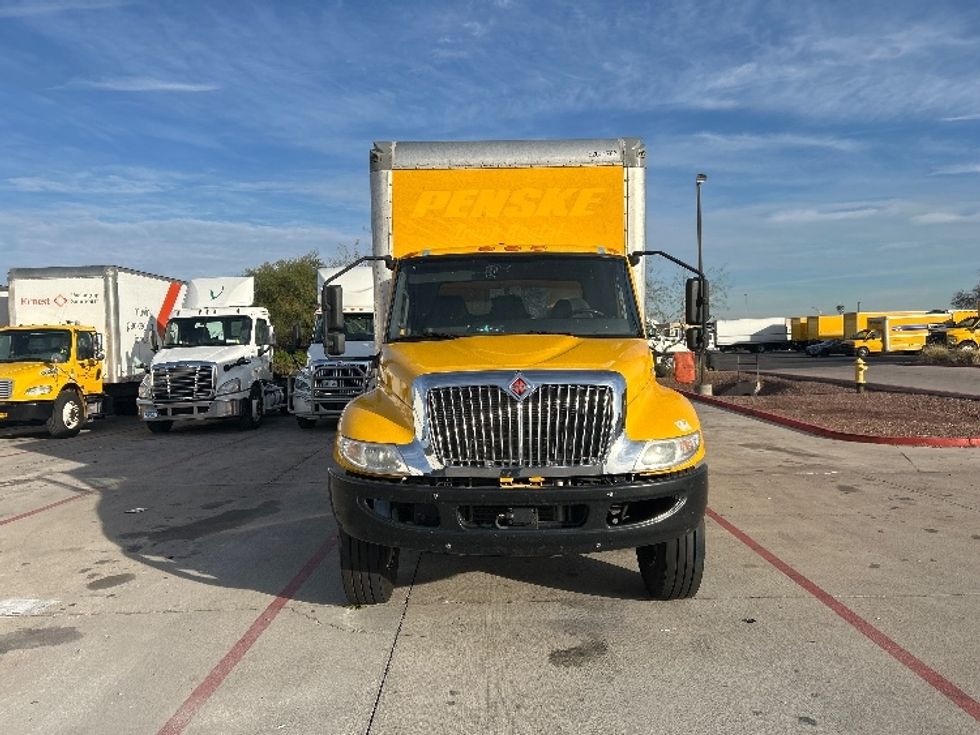 Medium Duty Box Truck-Light and Medium Duty Trucks-International-2021-MV607-Phoenix-AZ-210,225\n\t\tmiles-$ 40,750 - Image 2