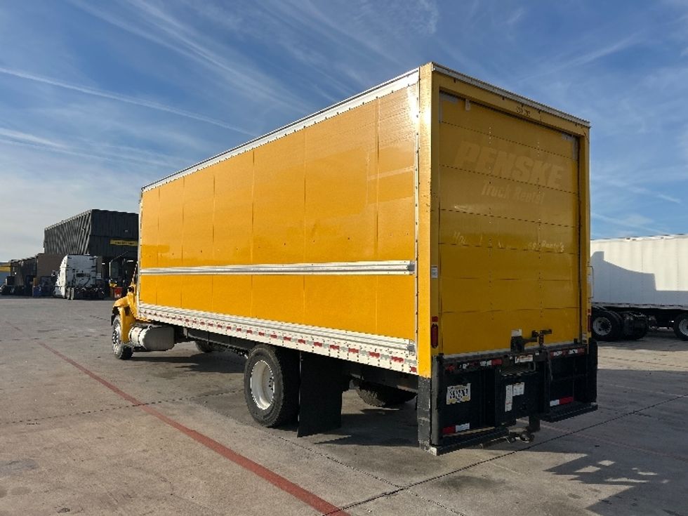 Medium Duty Box Truck-Light and Medium Duty Trucks-International-2021-MV607-Phoenix-AZ-210,225\n\t\tmiles-$ 40,750 - Image 4