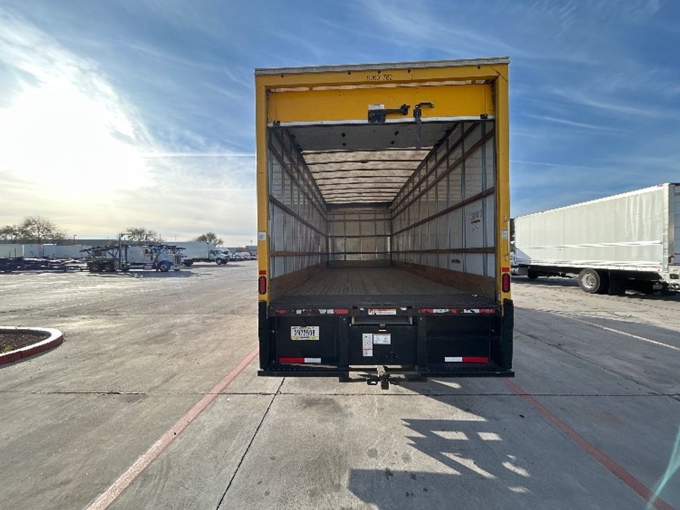 Medium Duty Box Truck-Light and Medium Duty Trucks-International-2021-MV607-Phoenix-AZ-210,225\n\t\tmiles-$ 40,750 - Image 7