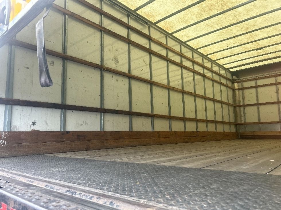 Medium Duty Box Truck-Light and Medium Duty Trucks-International-2021-MV607-Phoenix-AZ-211,364\n\t\tmiles-$ 40,750 - Image 11