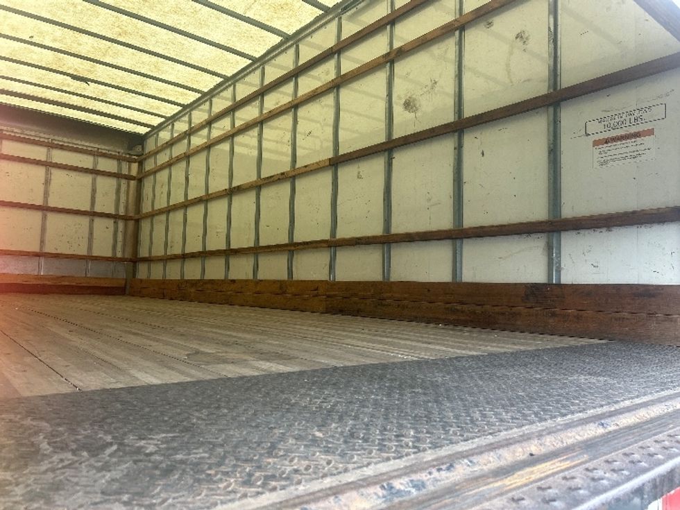 Medium Duty Box Truck-Light and Medium Duty Trucks-International-2021-MV607-Phoenix-AZ-211,364\n\t\tmiles-$ 40,750 - Image 12