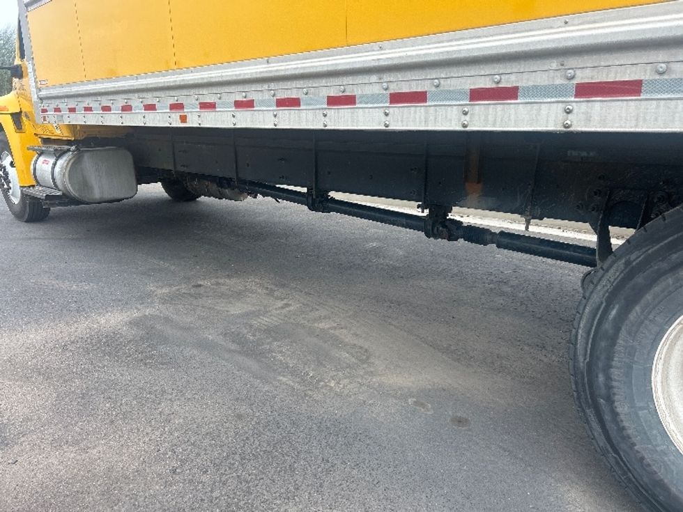 Medium Duty Box Truck-Light and Medium Duty Trucks-International-2021-MV607-Phoenix-AZ-211,364\n\t\tmiles-$ 40,750 - Image 5