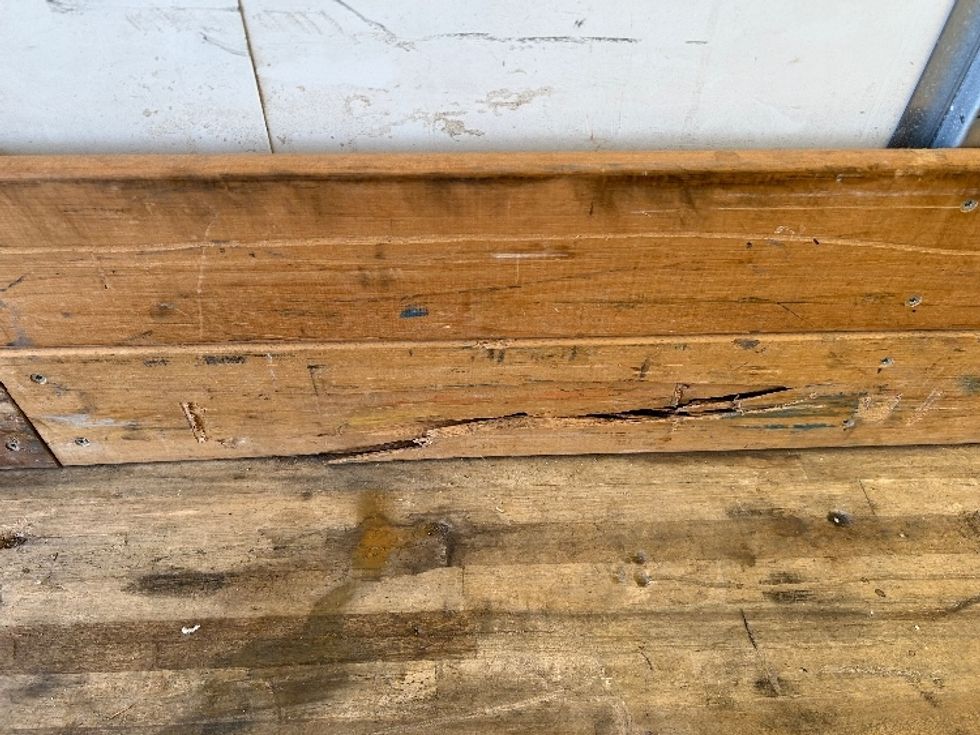 Medium Duty Box Truck-Light and Medium Duty Trucks-International-2021-MV607-Phoenix-AZ-214,691\n\t\tmiles-$ 40,250 - Image 24