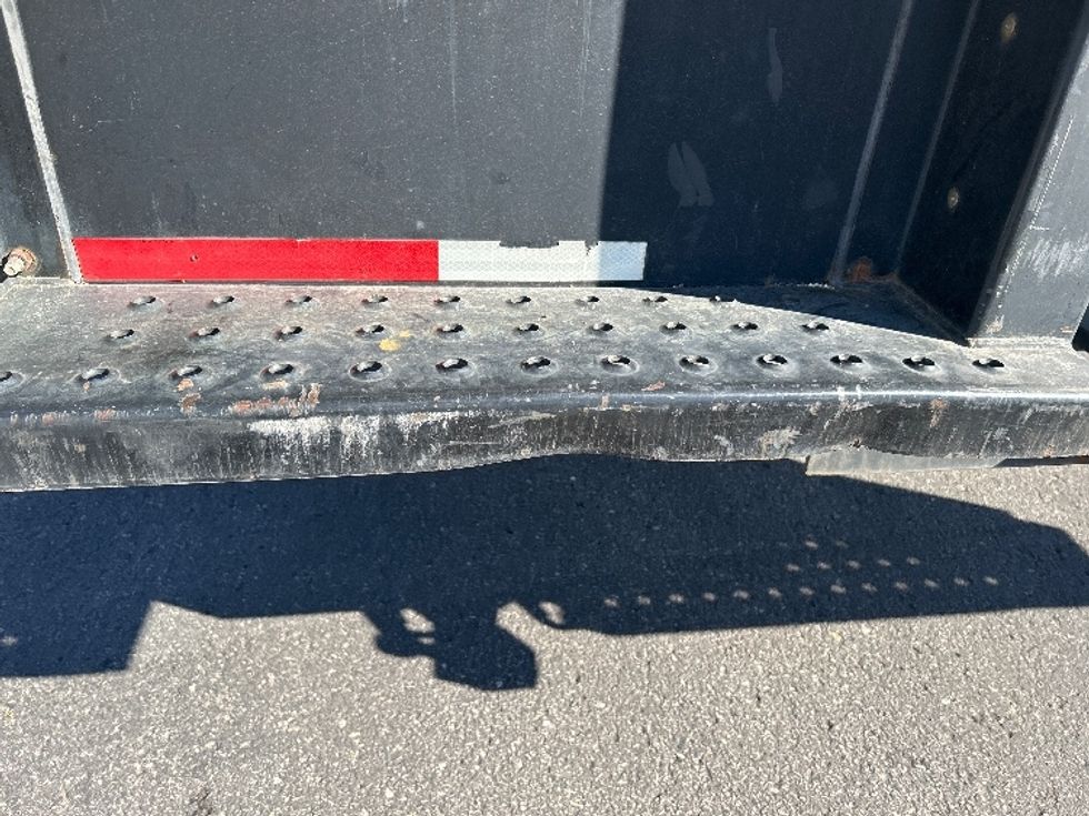 Medium Duty Box Truck-Light and Medium Duty Trucks-International-2021-MV607-Phoenix-AZ-214,691\n\t\tmiles-$ 40,250 - Image 25