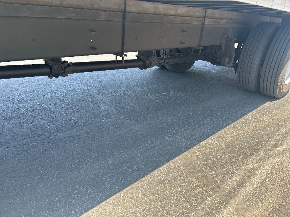 Medium Duty Box Truck-Light and Medium Duty Trucks-International-2021-MV607-Phoenix-AZ-217,227\n\t\tmiles-$ 53,250 - Image 5