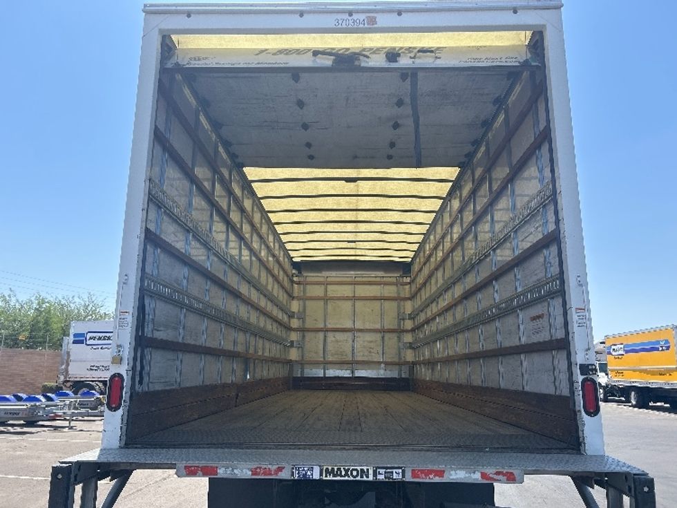 Medium Duty Box Truck-Light and Medium Duty Trucks-International-2021-MV607-Phoenix-AZ-217,227\n\t\tmiles-$ 53,250 - Image 8