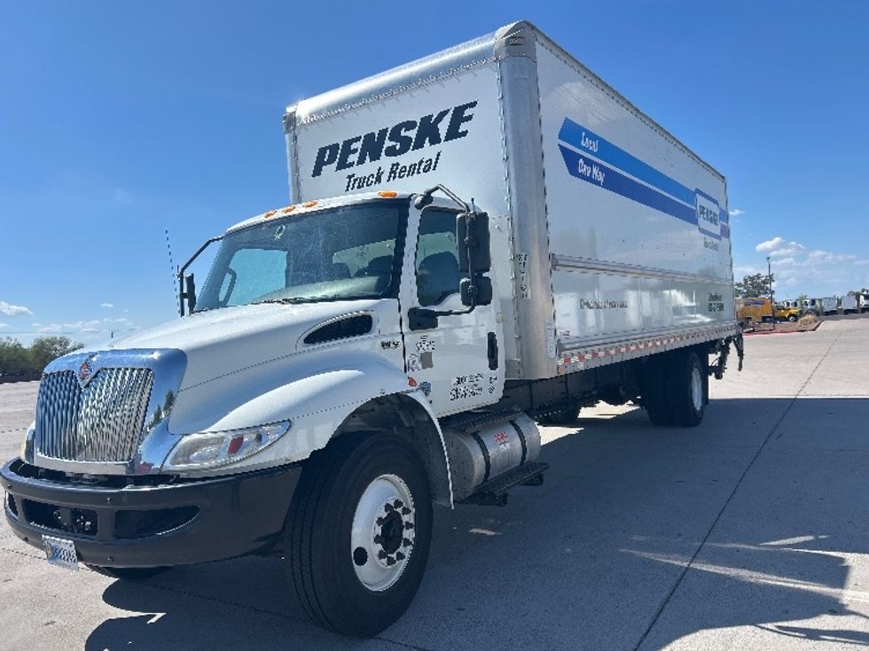 Medium Duty Box Truck-Light and Medium Duty Trucks-International-2021-MV607-Phoenix-AZ-217,737\n\t\tmiles-$ 53,250 - Image 1
