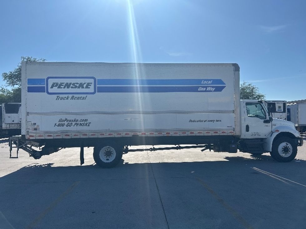 Medium Duty Box Truck-Light and Medium Duty Trucks-International-2021-MV607-Phoenix-AZ-217,737\n\t\tmiles-$ 53,250 - Image 15