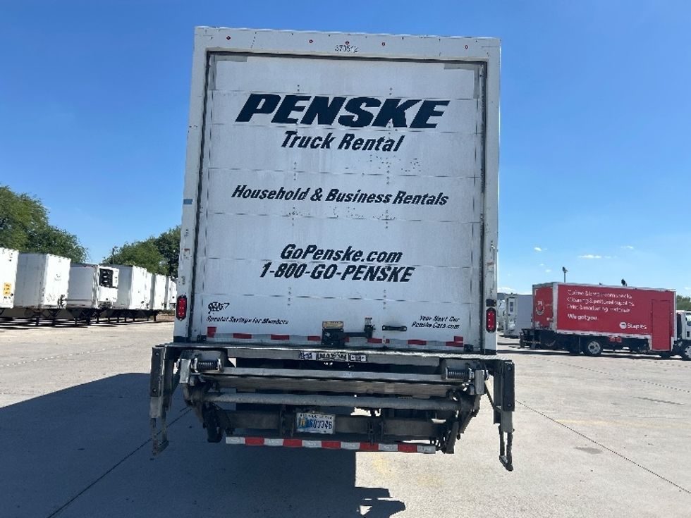 Medium Duty Box Truck-Light and Medium Duty Trucks-International-2021-MV607-Phoenix-AZ-217,737\n\t\tmiles-$ 53,250 - Image 7