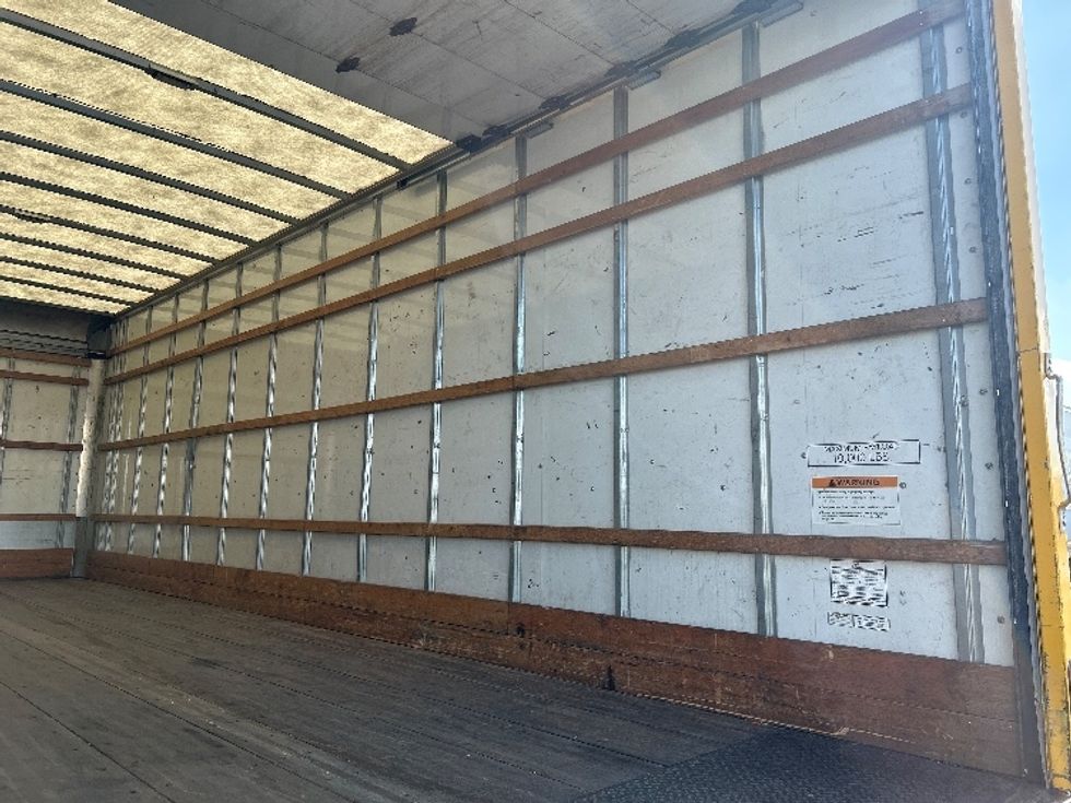 Medium Duty Box Truck-Light and Medium Duty Trucks-International-2021-MV607-Phoenix-AZ-221,047\n\t\tmiles-$ 39,250 - Image 11