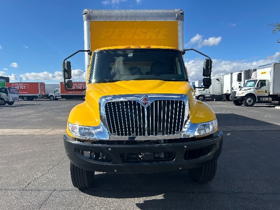 Medium Duty Box Truck-Light and Medium Duty Trucks-International-2021-MV607-Phoenix-AZ-221,047\n\t\tmiles-$ 39,250 - Image 2