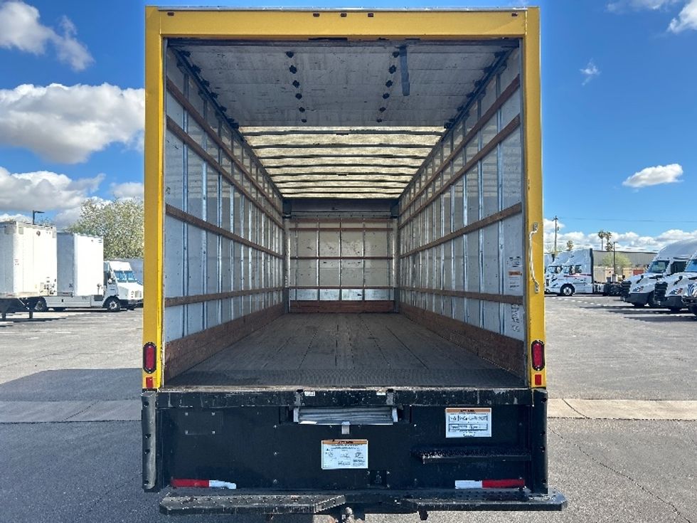 Medium Duty Box Truck-Light and Medium Duty Trucks-International-2021-MV607-Phoenix-AZ-221,047\n\t\tmiles-$ 39,250 - Image 8
