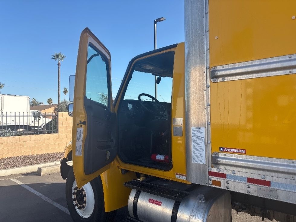 Medium Duty Box Truck-Light and Medium Duty Trucks-International-2021-MV607-Phoenix-AZ-225,329\n\t\tmiles-$ 34,500 - Image 16
