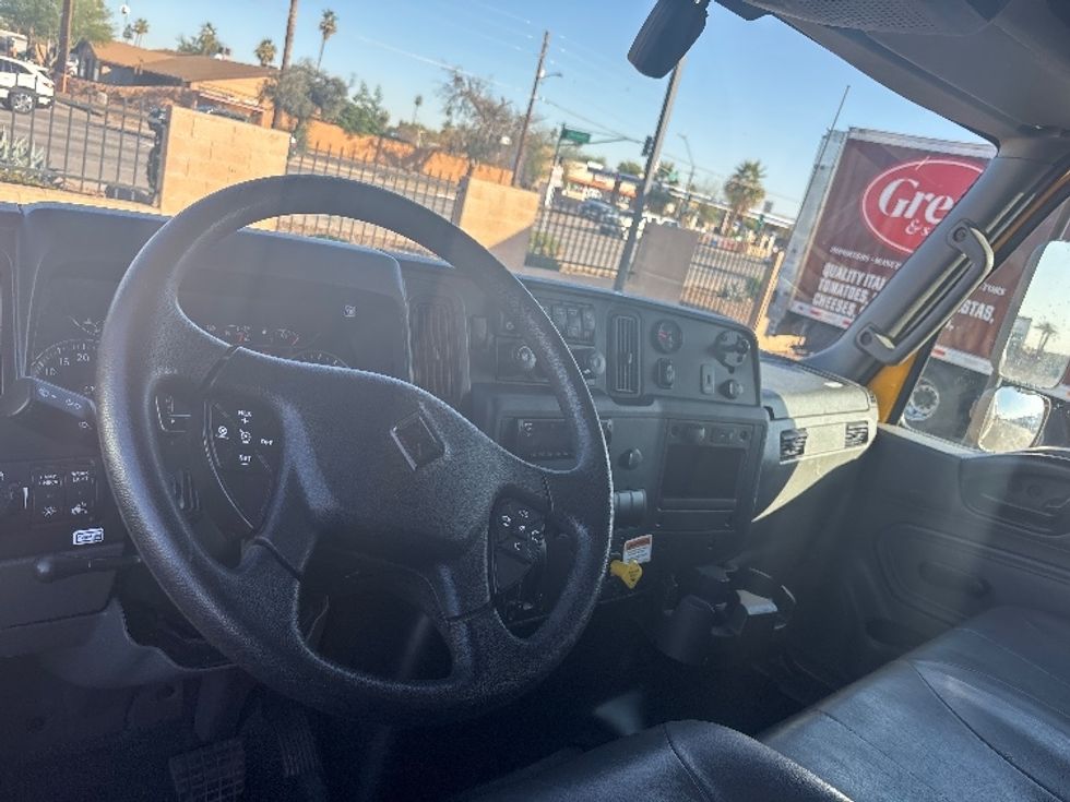 Medium Duty Box Truck-Light and Medium Duty Trucks-International-2021-MV607-Phoenix-AZ-225,329\n\t\tmiles-$ 34,500 - Image 17