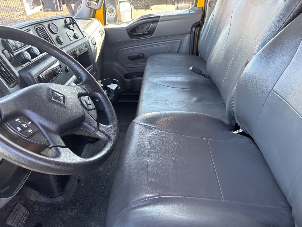 Medium Duty Box Truck-Light and Medium Duty Trucks-International-2021-MV607-Phoenix-AZ-225,329\n\t\tmiles-$ 34,500 - Image 19