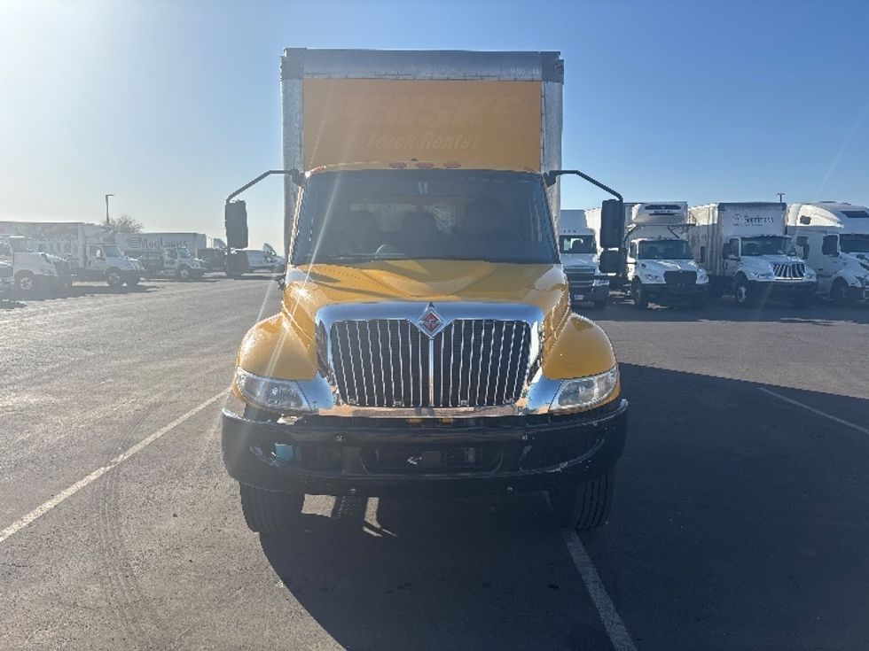 Medium Duty Box Truck-Light and Medium Duty Trucks-International-2021-MV607-Phoenix-AZ-225,329\n\t\tmiles-$ 34,500 - Image 2