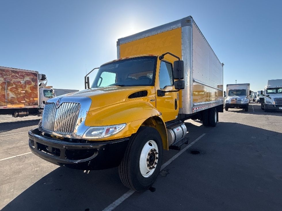 Medium Duty Box Truck-Light and Medium Duty Trucks-International-2021-MV607-Phoenix-AZ-225,329\n\t\tmiles-$ 34,500 - Image 3