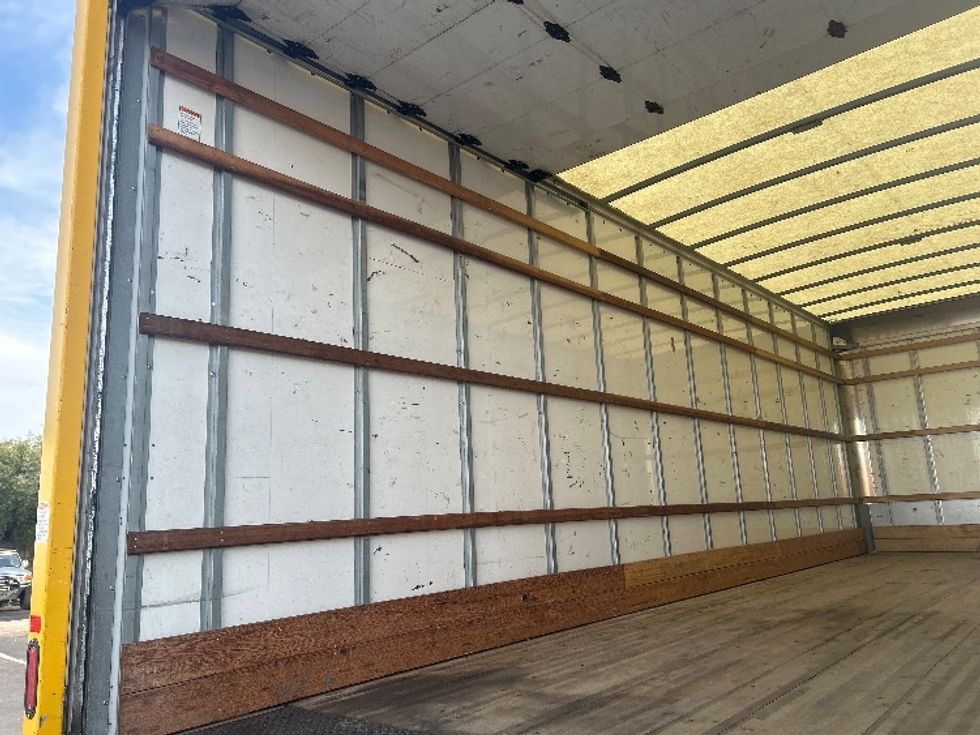 Medium Duty Box Truck-Light and Medium Duty Trucks-International-2021-MV607-Phoenix-AZ-230,900\n\t\tmiles-$ 37,750 - Image 10