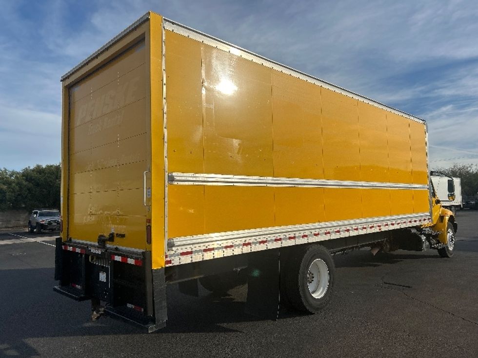 Medium Duty Box Truck-Light and Medium Duty Trucks-International-2021-MV607-Phoenix-AZ-230,900\n\t\tmiles-$ 37,750 - Image 12