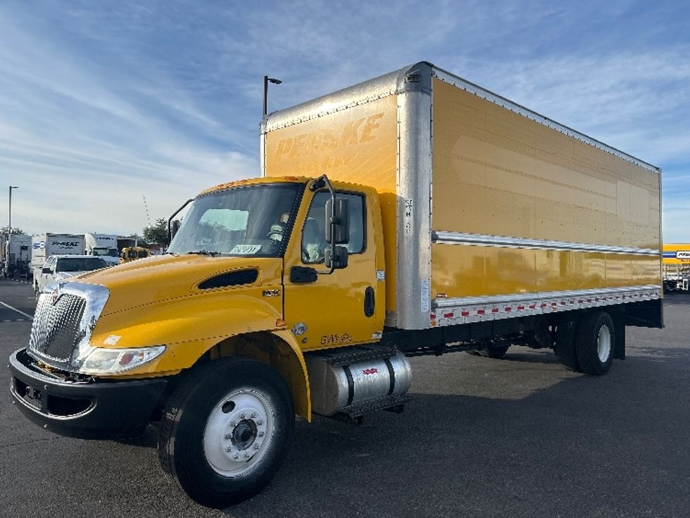 Medium Duty Box Truck-Light and Medium Duty Trucks-International-2021-MV607-Phoenix-AZ-230,900\n\t\tmiles-$ 37,750 - Image 3