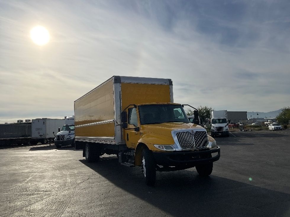 Medium Duty Box Truck-Light and Medium Duty Trucks-International-2021-MV607-Phoenix-AZ-237,936\n\t\tmiles-$ 36,750 - Image 1
