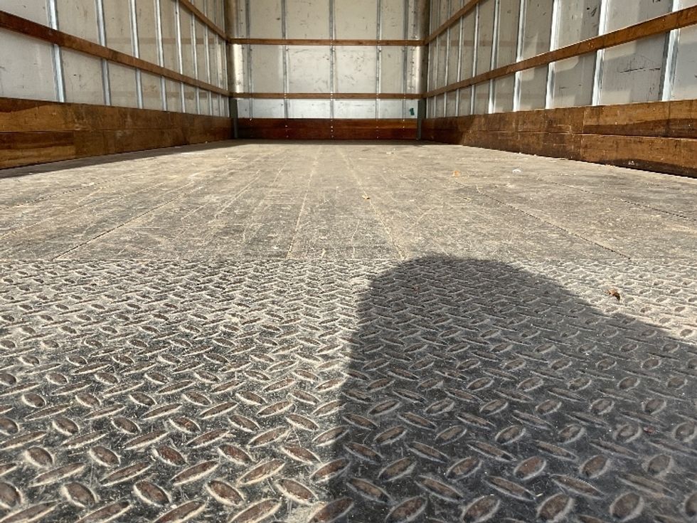 Medium Duty Box Truck-Light and Medium Duty Trucks-International-2021-MV607-Phoenix-AZ-237,936\n\t\tmiles-$ 36,750 - Image 10