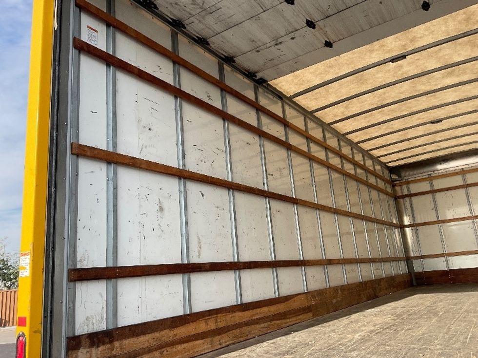Medium Duty Box Truck-Light and Medium Duty Trucks-International-2021-MV607-Phoenix-AZ-237,936\n\t\tmiles-$ 36,750 - Image 11