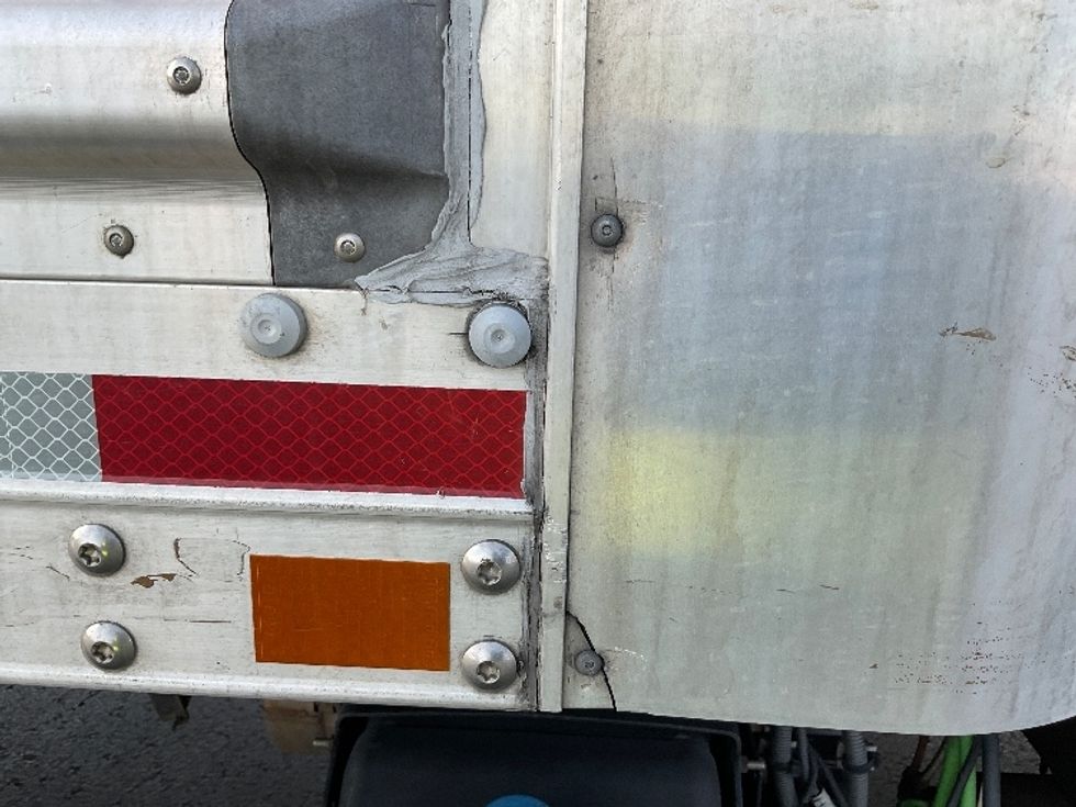 Medium Duty Box Truck-Light and Medium Duty Trucks-International-2021-MV607-Phoenix-AZ-237,936\n\t\tmiles-$ 36,750 - Image 29