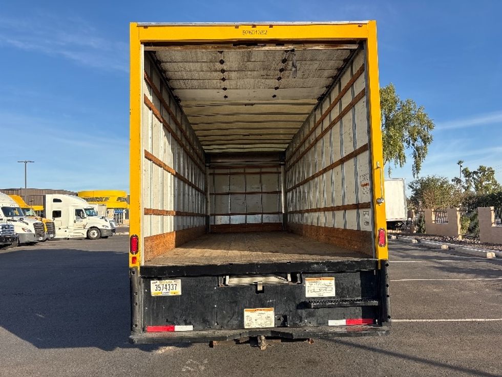 Medium Duty Box Truck-Light and Medium Duty Trucks-International-2021-MV607-Phoenix-AZ-238,293\n\t\tmiles-$ 36,750 - Image 8
