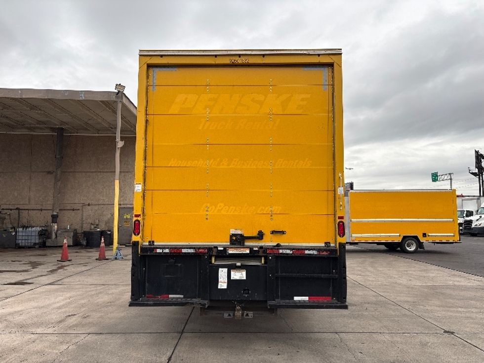 Medium Duty Box Truck-Light and Medium Duty Trucks-International-2021-MV607-Phoenix-AZ-238,525\n\t\tmiles-$ 36,750 - Image 7