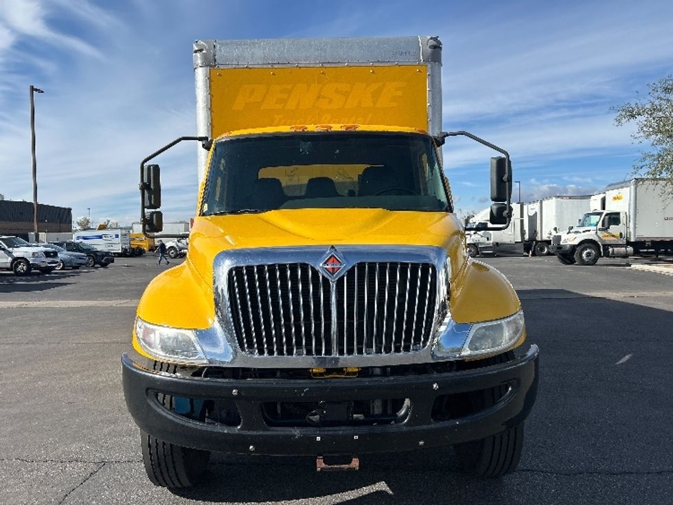 Medium Duty Box Truck-Light and Medium Duty Trucks-International-2021-MV607-Phoenix-AZ-245,794\n\t\tmiles-$ 33,750 - Image 2