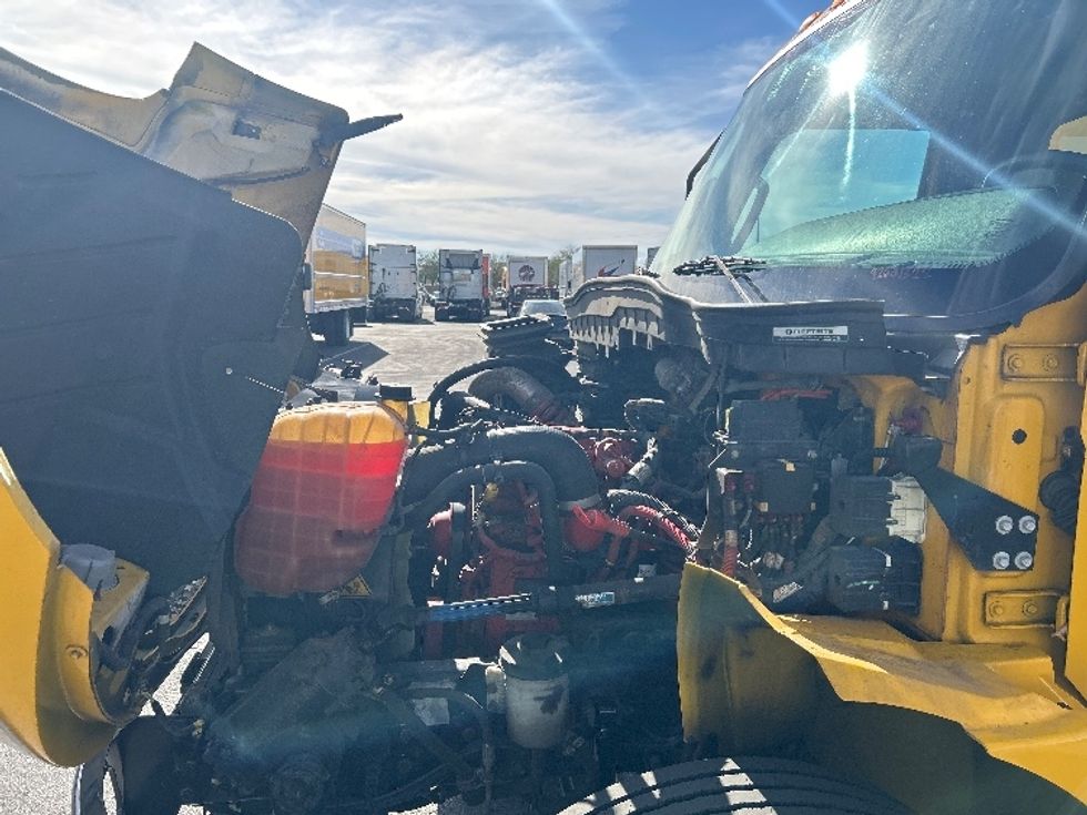 Medium Duty Box Truck-Light and Medium Duty Trucks-International-2021-MV607-Phoenix-AZ-245,794\n\t\tmiles-$ 33,750 - Image 23