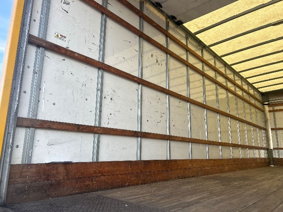 Medium Duty Box Truck-Light and Medium Duty Trucks-International-2021-MV607-Phoenix-AZ-256,468\n\t\tmiles-$ 32,000 - Image 11