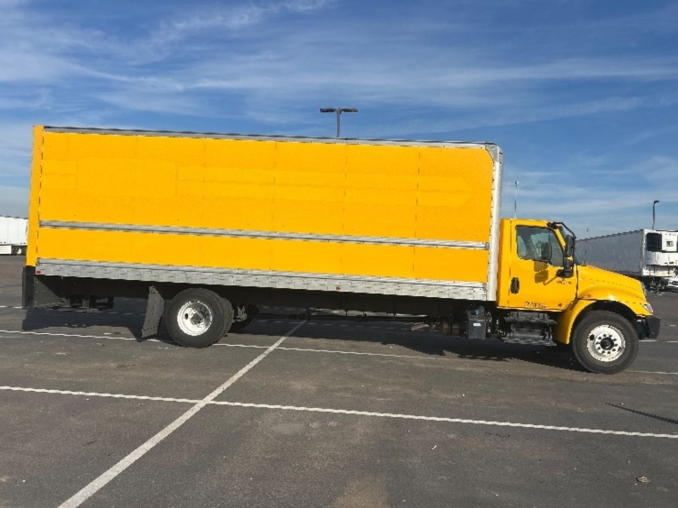 Medium Duty Box Truck-Light and Medium Duty Trucks-International-2021-MV607-Phoenix-AZ-256,468\n\t\tmiles-$ 32,000 - Image 15