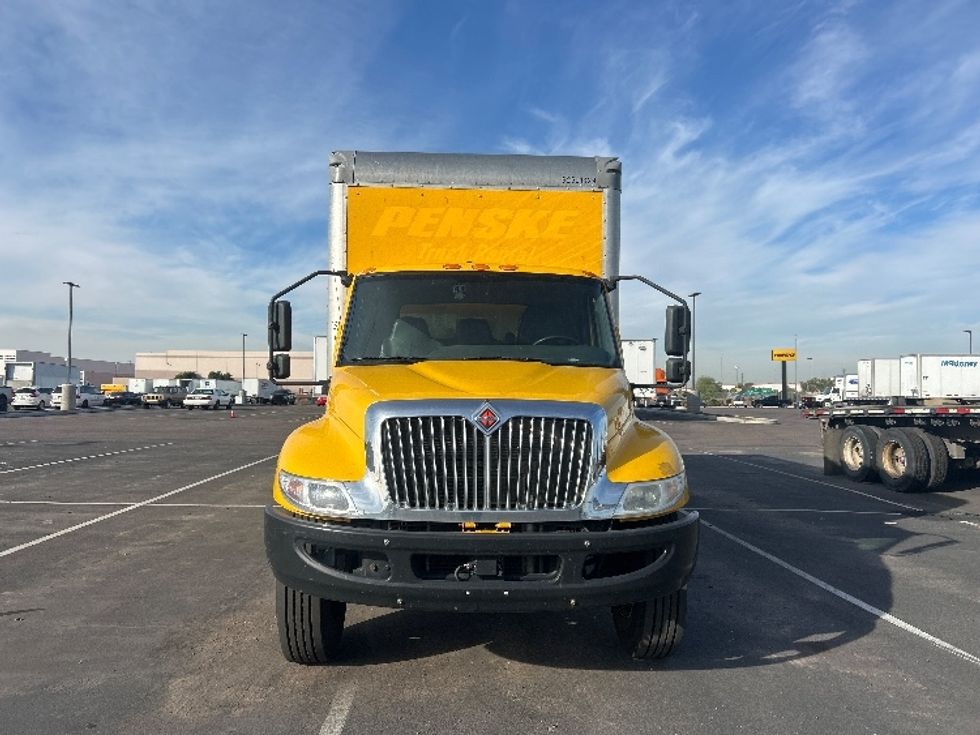Medium Duty Box Truck-Light and Medium Duty Trucks-International-2021-MV607-Phoenix-AZ-256,468\n\t\tmiles-$ 32,000 - Image 2