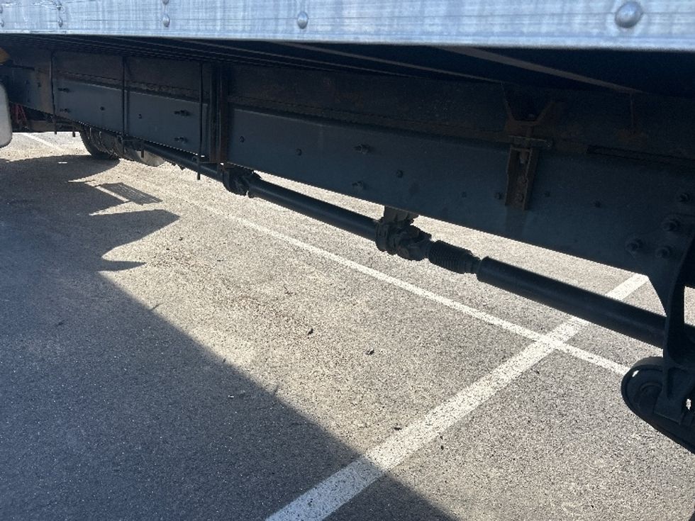Medium Duty Box Truck-Light and Medium Duty Trucks-International-2021-MV607-Phoenix-AZ-256,468\n\t\tmiles-$ 32,000 - Image 5
