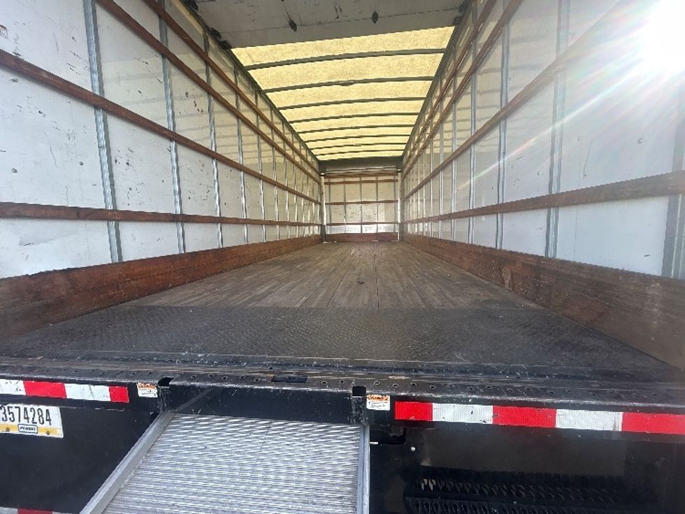 Medium Duty Box Truck-Light and Medium Duty Trucks-International-2021-MV607-Phoenix-AZ-256,468\n\t\tmiles-$ 32,000 - Image 9