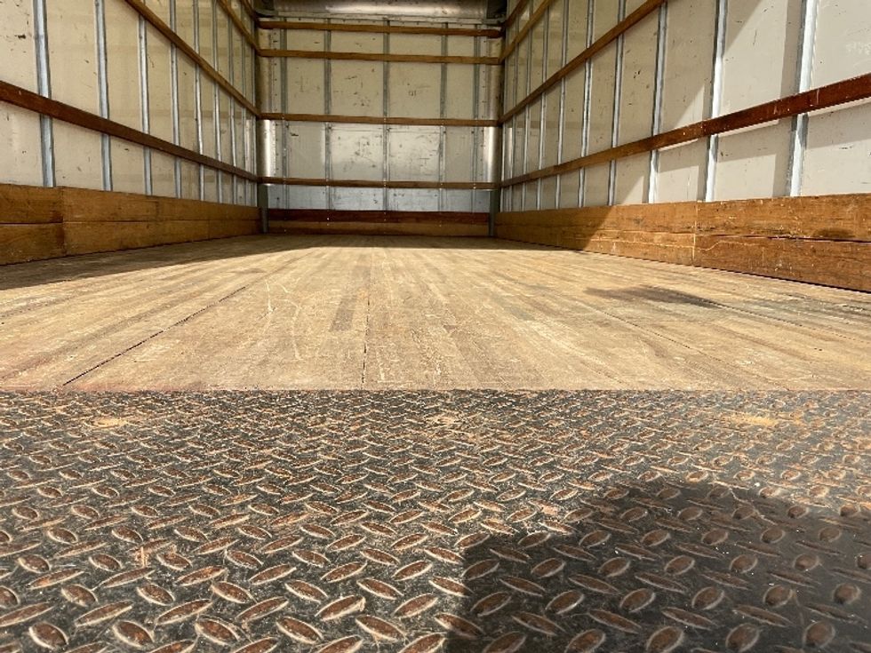 Medium Duty Box Truck-Light and Medium Duty Trucks-International-2021-MV607-Phoenix-AZ-262,687\n\t\tmiles-$ 31,000 - Image 10