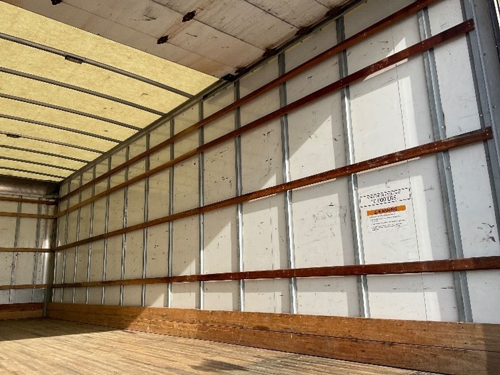 Medium Duty Box Truck-Light and Medium Duty Trucks-International-2021-MV607-Phoenix-AZ-262,687\n\t\tmiles-$ 31,000 - Image 12