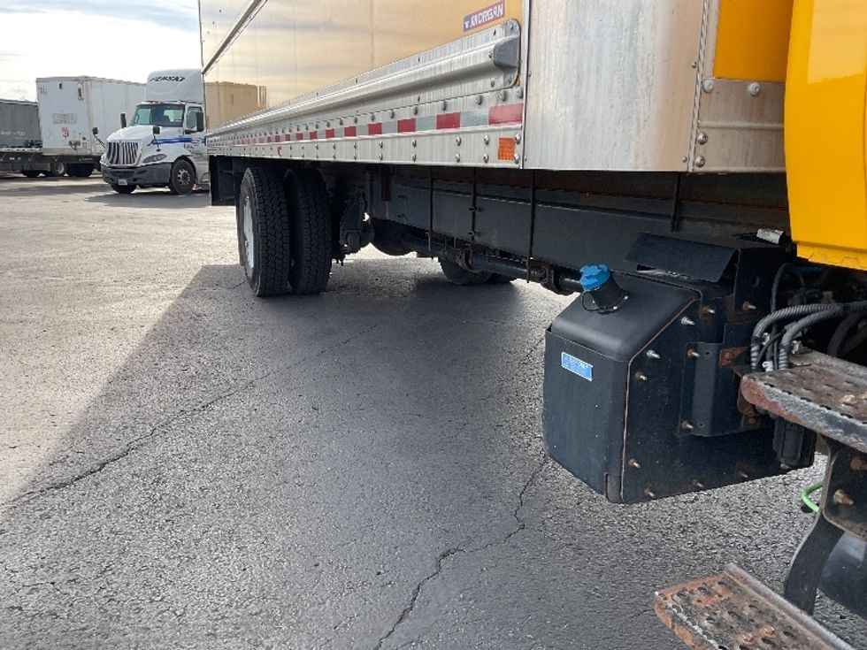 Medium Duty Box Truck-Light and Medium Duty Trucks-International-2021-MV607-Phoenix-AZ-262,687\n\t\tmiles-$ 31,000 - Image 14