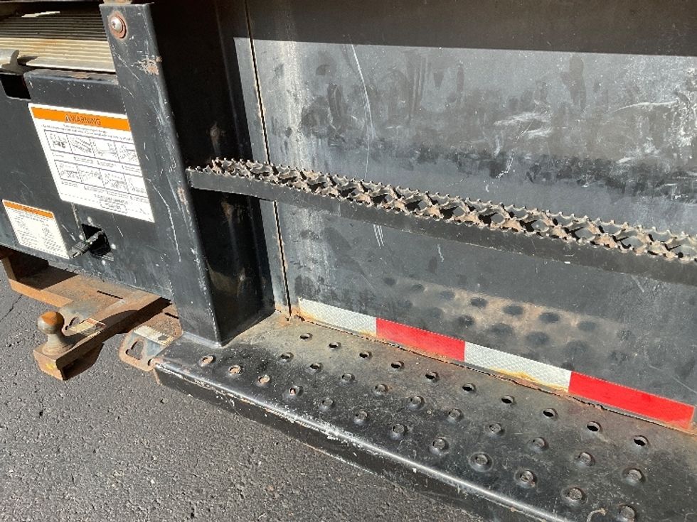 Medium Duty Box Truck-Light and Medium Duty Trucks-International-2021-MV607-Phoenix-AZ-262,687\n\t\tmiles-$ 31,000 - Image 25