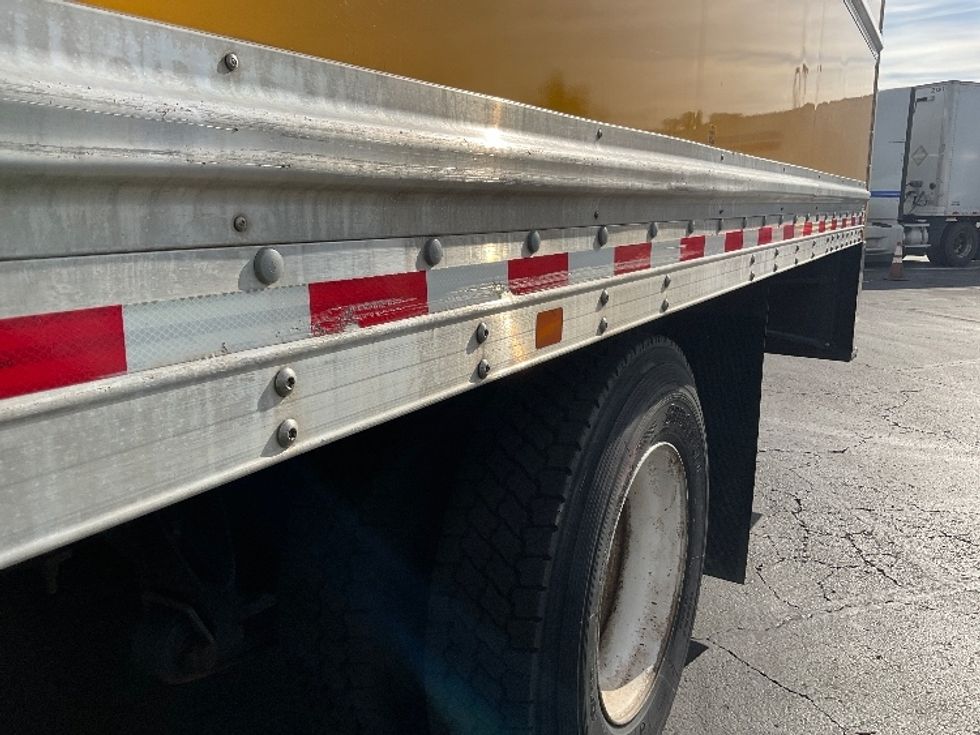 Medium Duty Box Truck-Light and Medium Duty Trucks-International-2021-MV607-Phoenix-AZ-262,687\n\t\tmiles-$ 31,000 - Image 27