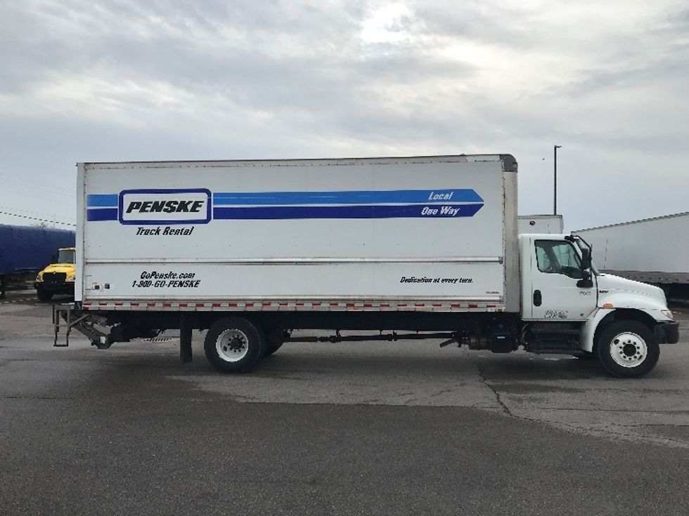 Medium Duty Box Truck-Light and Medium Duty Trucks-International-2021-MV607-Piqua-OH-105,474\n\t\tmiles-$ 68,750 - Image 15