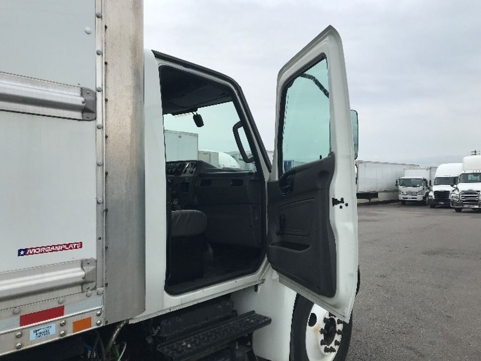 Medium Duty Box Truck-Light and Medium Duty Trucks-International-2021-MV607-Piqua-OH-105,474\n\t\tmiles-$ 68,750 - Image 19
