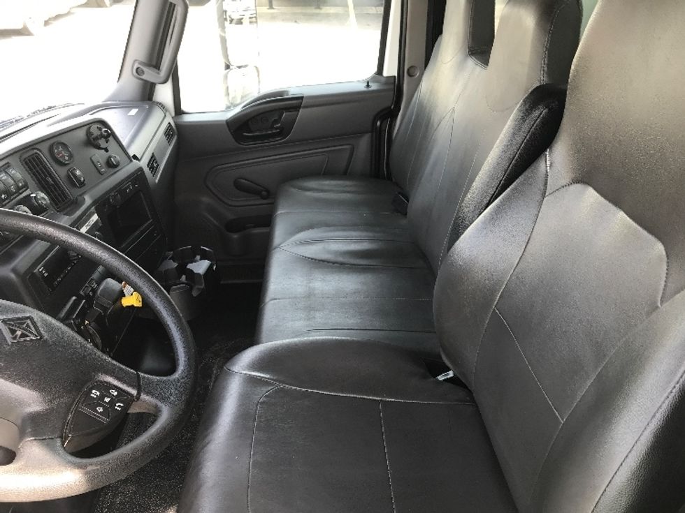 Medium Duty Box Truck-Light and Medium Duty Trucks-International-2021-MV607-Piqua-OH-136,060\n\t\tmiles-$ 63,750 - Image 18