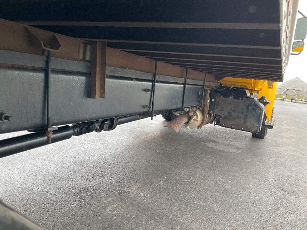 Medium Duty Box Truck-Light and Medium Duty Trucks-International-2021-MV607-Piqua-OH-162,295\n\t\tmiles-$ 41,500 - Image 13