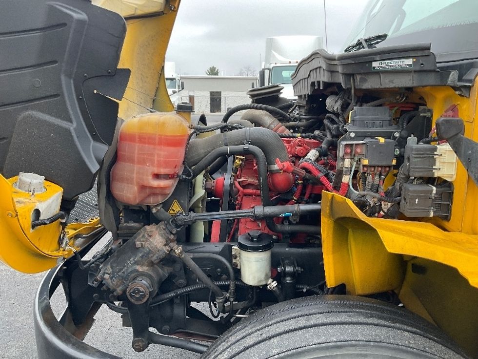 Medium Duty Box Truck-Light and Medium Duty Trucks-International-2021-MV607-Piqua-OH-162,295\n\t\tmiles-$ 41,500 - Image 21