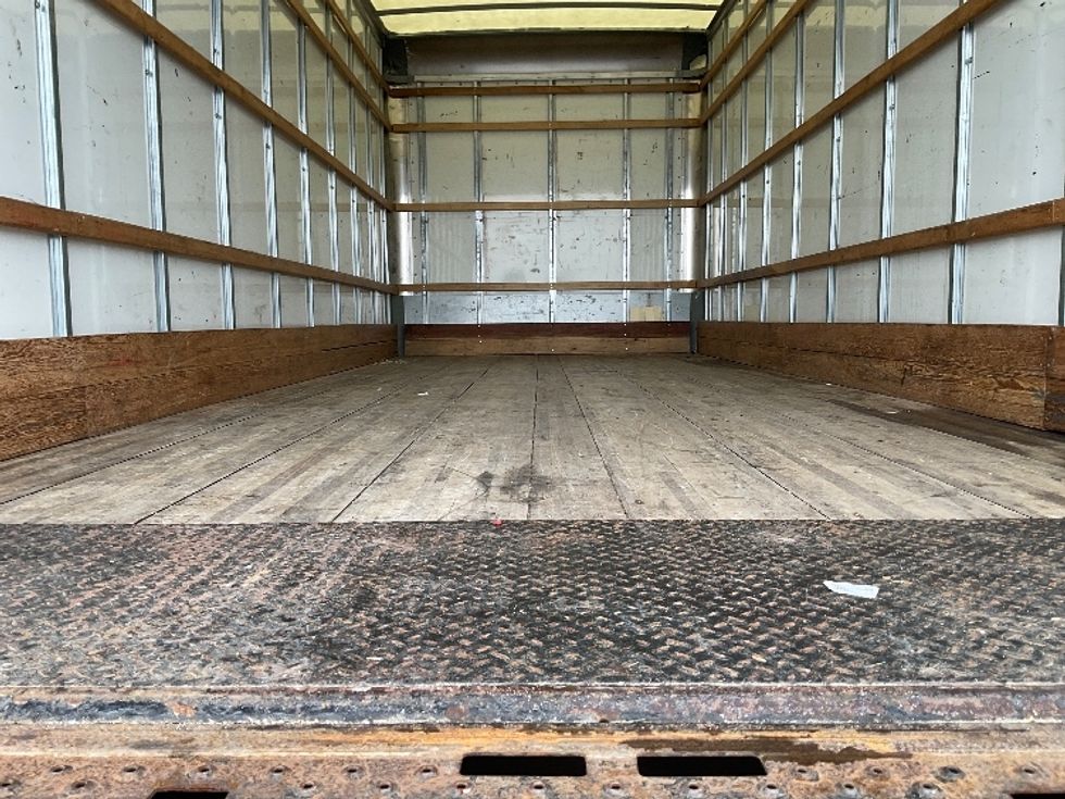 Medium Duty Box Truck-Light and Medium Duty Trucks-International-2021-MV607-Piqua-OH-162,295\n\t\tmiles-$ 41,500 - Image 9