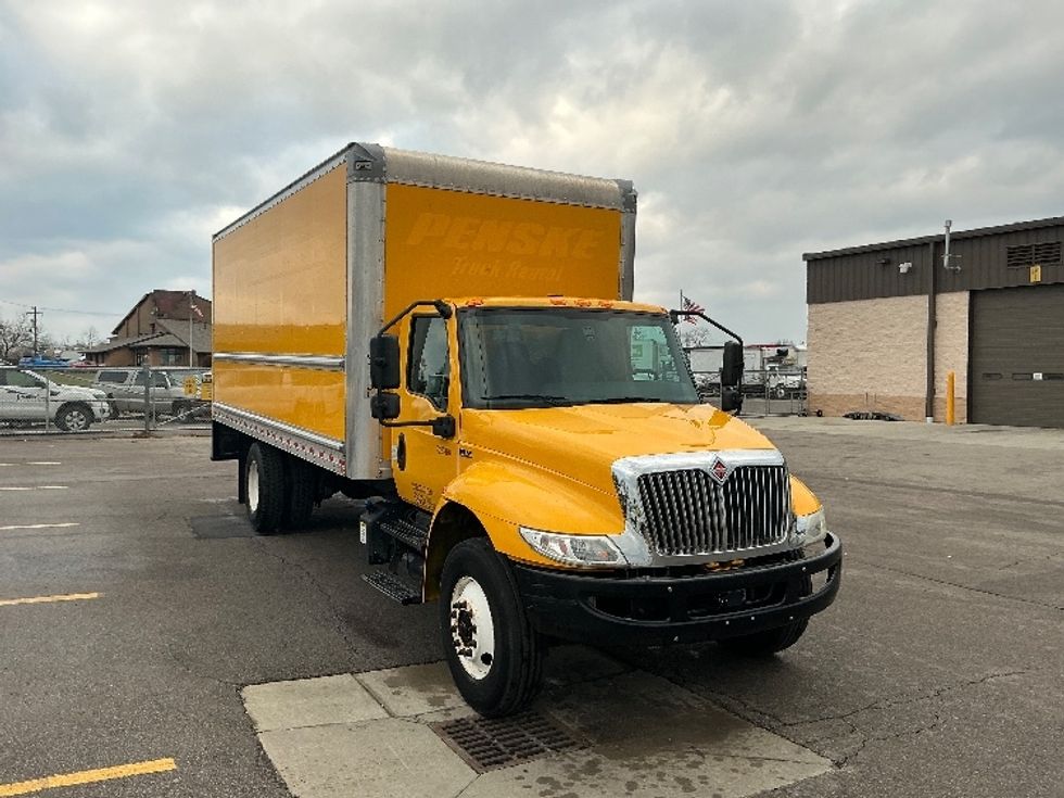 Medium Duty Box Truck-Light and Medium Duty Trucks-International-2021-MV607-Piqua-OH-172,782\n\t\tmiles-$ 40,000 - Image 1